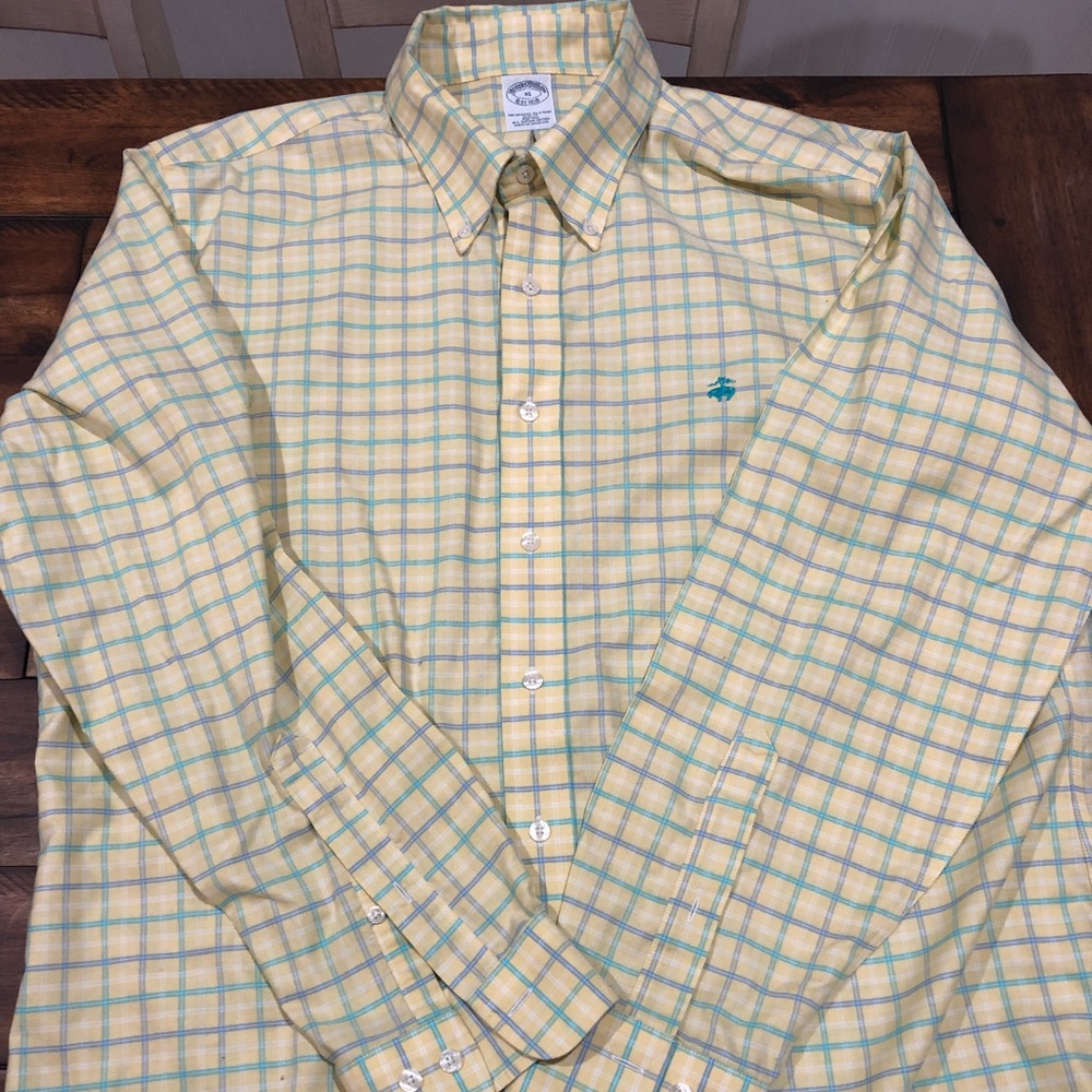 Men’s Brooks Brothers Button Down Shirt